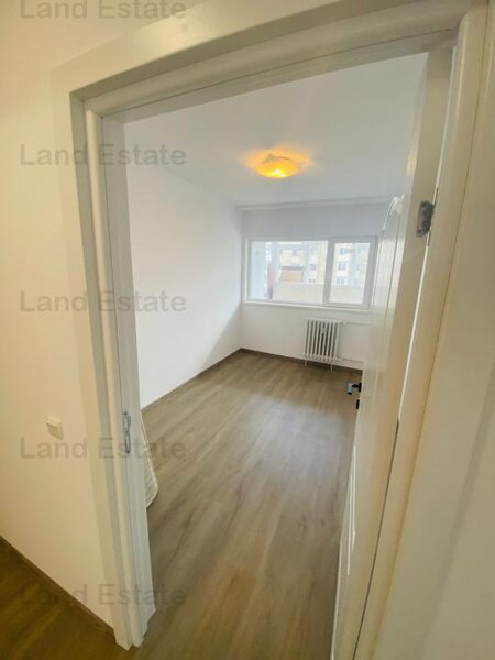 Victoriei, apartament 4 camere, 450 m metrou