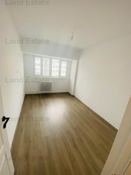 Victoriei, apartament 4 camere, 450 m metrou